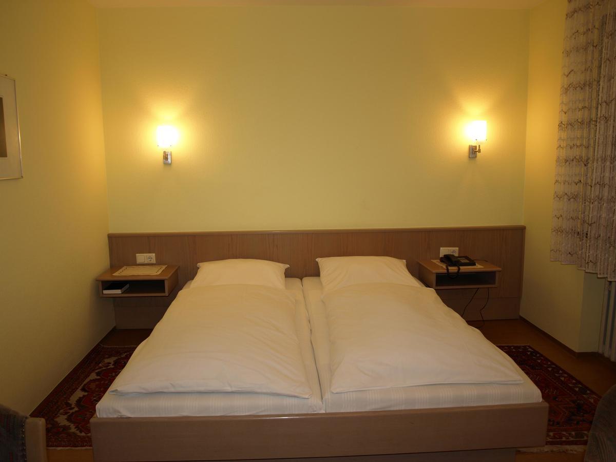 Hotel Astoria Bergrheinfeld Extérieur photo